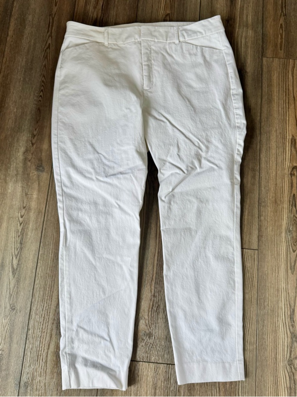 Old Navy White stretchy pixie high rise Pants